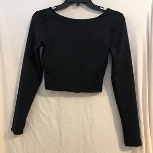 Long sleeve crop top, size L